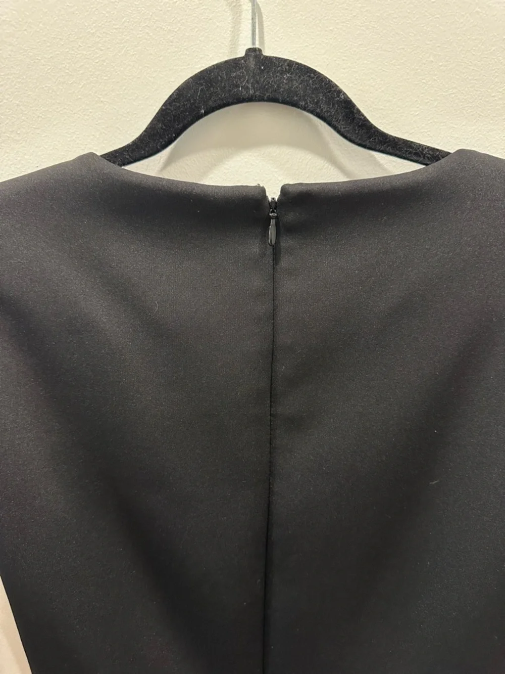 Calvin Klein Womens 12 Scuba Colorblock Sleeveless Black Sheath Dress - Picture 4 of 4